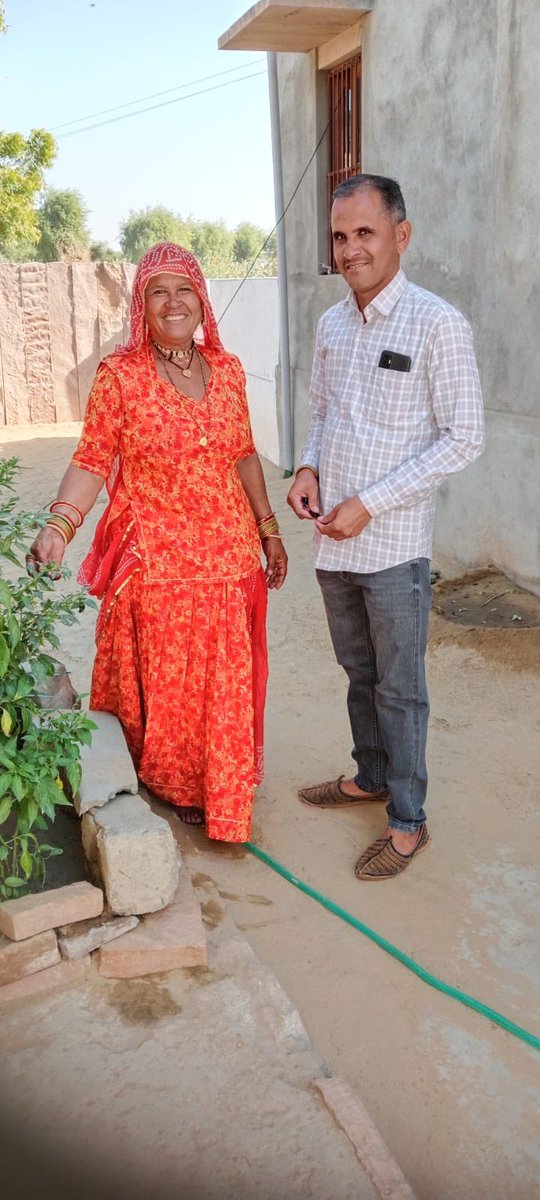OmBaytu's tweet photo. 1 महीना पहले 3 सितम्बर का वो काला दिन 😭😭😭😭 हस्ते खेलते परिवार को कभी न भरने वाला घाव दे गया 😭
miss you Mummy 😭😭😭😭 तेरे बिना ये दुनिया सुनी सुनी लग रही है!
शत शत नमन 💐💐💐💐💐💐
#missyoumummy #Maa #mummy #mataji https://t.co/PAKjN3IY2X