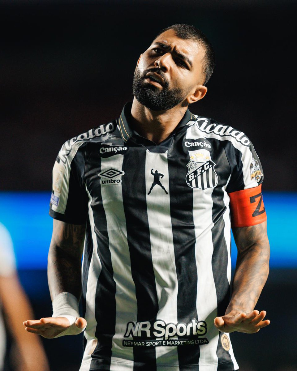 SantosFC's tweet photo. Não sei se eu já falei, mas... O MOMENTO PEDE CALMA! ✋🏽 https://t.co/eaAlM1Kry2