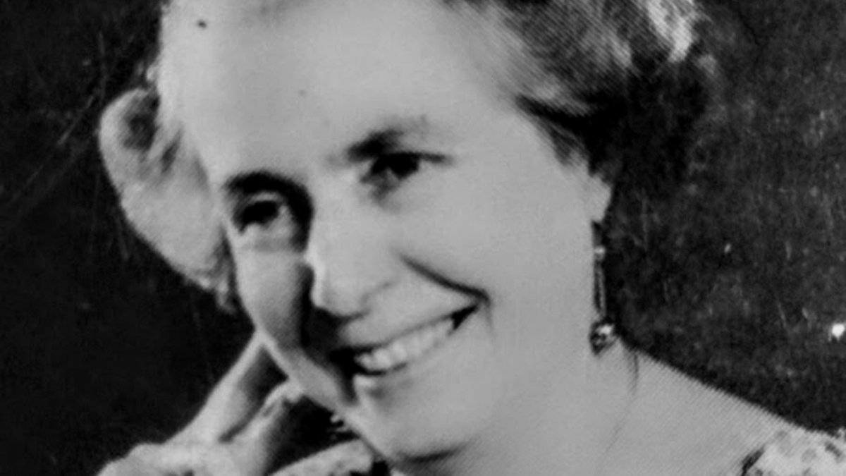 epifitas's tweet photo. "y seguimos andando sobre el mar y el cielo que en el horizonte abren una larga ensenada de azules, encarnados, blancos."

Elizabeth Schön 

Venezuela, 1921-2007 https://t.co/xnZkYww8CZ