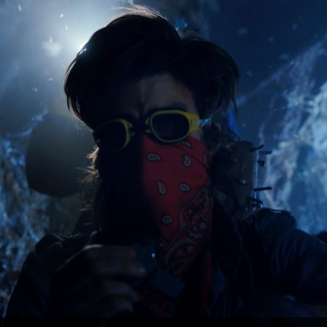 leiiaaorgana's tweet photo. let’s wear cute red jackets and goggles with mama https://t.co/XM5LyFeseW
