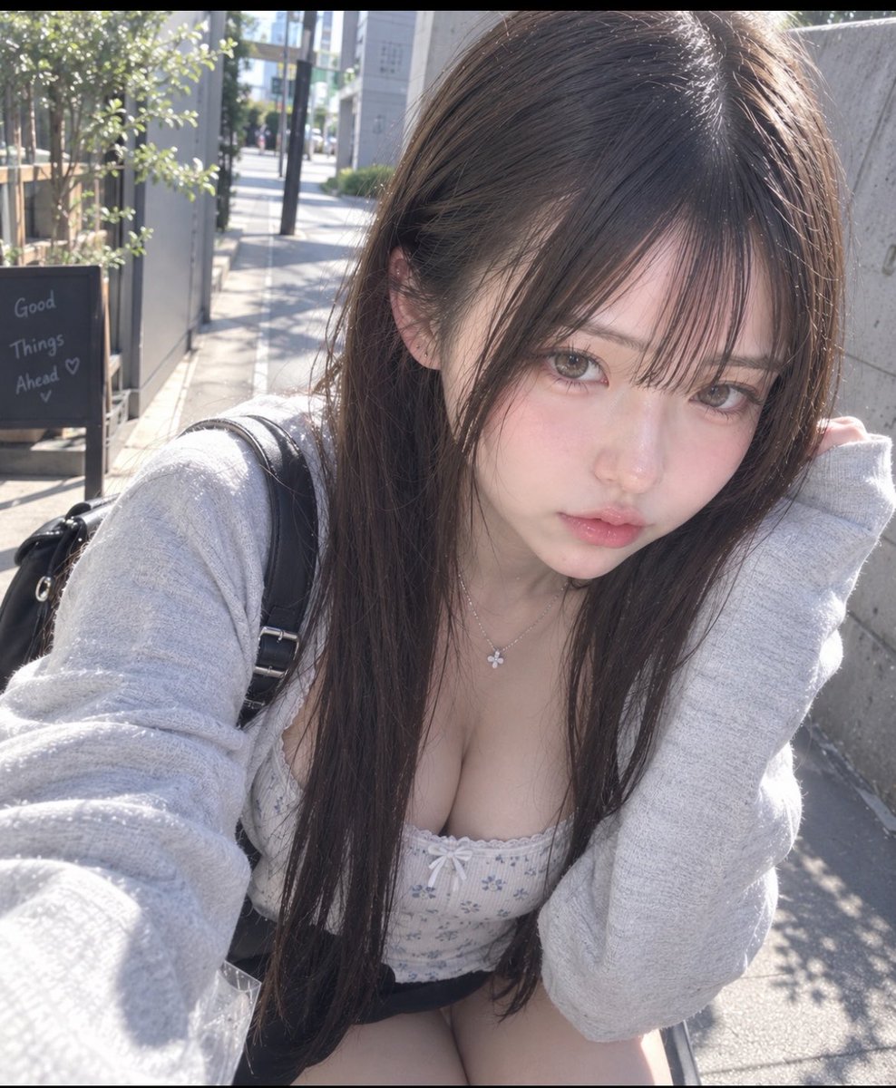 Motedou98p's tweet photo. 今日は天気がよかったから、
目的も決めずにふらっとお散歩☀️

こういう何もない時間って、
意外と好きなんだよね。

もし今隣にいたら、
どこ連れてってくれる？🤍

#凛の日常 #昼散歩 #AI女子 #AI美女 #AIキャラクター #AIart https://t.co/zB30XRkpat