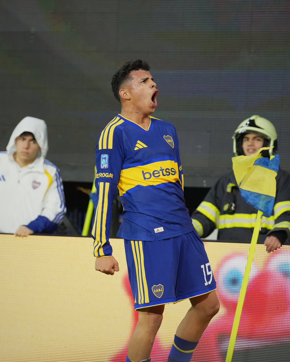 BocaJrsOficial's tweet photo. C'mon Boca 💪🇸🇪 https://t.co/TxGQ2gpfUh