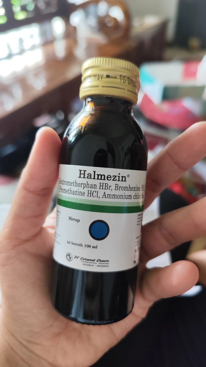 davinaanadaa's tweet photo. Rasa : gak pahit, gak manis, gak mint. Rasa baru selama minum obat bentuk sirup 👏

Gg banget gila manjur pol ges batuk langsung redaaa 🤏 https://t.co/027LDl4B20