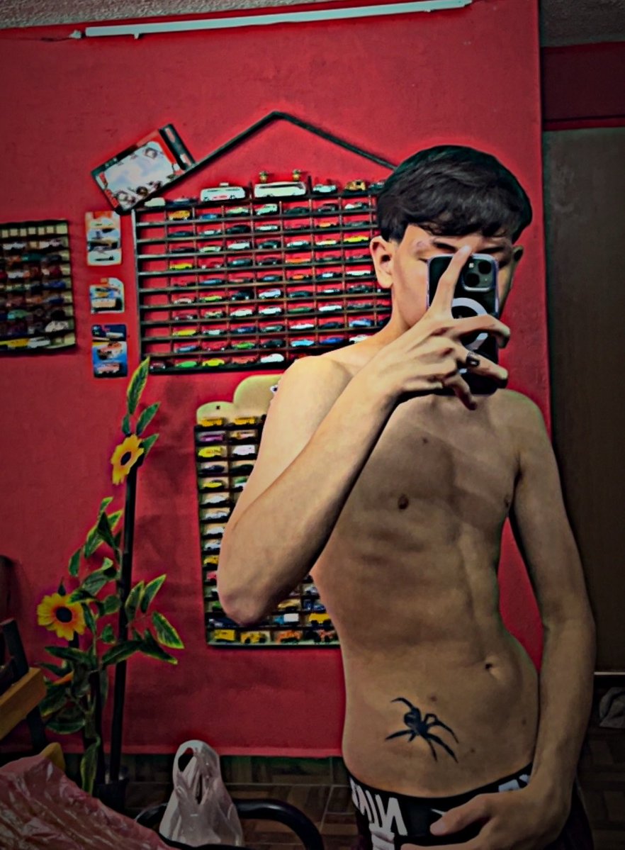 BoyYibi tweet picture