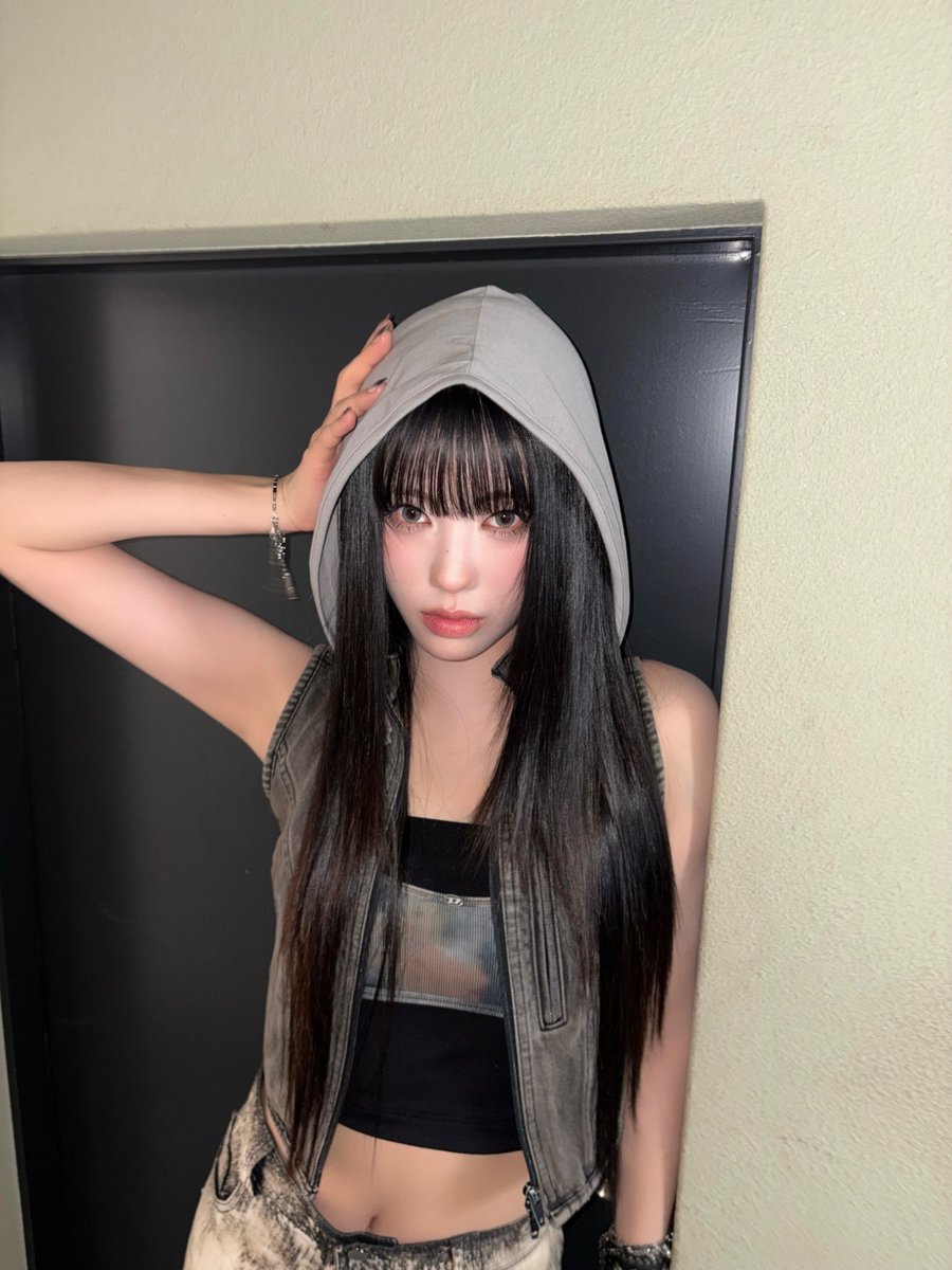 izna_offcl's tweet photo. [izME📮]

(=^x^=)⭐︎

#izna #이즈나
#KOKO #코코 https://t.co/A1J8xamGKD