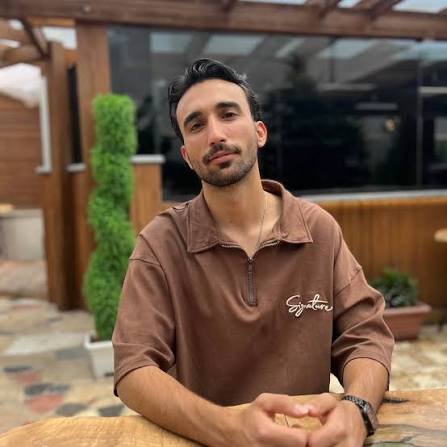 shahramdbyry's tweet photo. «بابا فرض کن بدترین درد، دردِ جگره»
اینجا پدر جاویدنام محسن عباسی  می‌خواد به اون یکی پسرش که در کنار محسن تیر خورده بود و به شدت آسیب دیده، خبر بده که محسن جاویدنام شده!

#محسن_عباسی https://t.co/nvAEHTtbB7