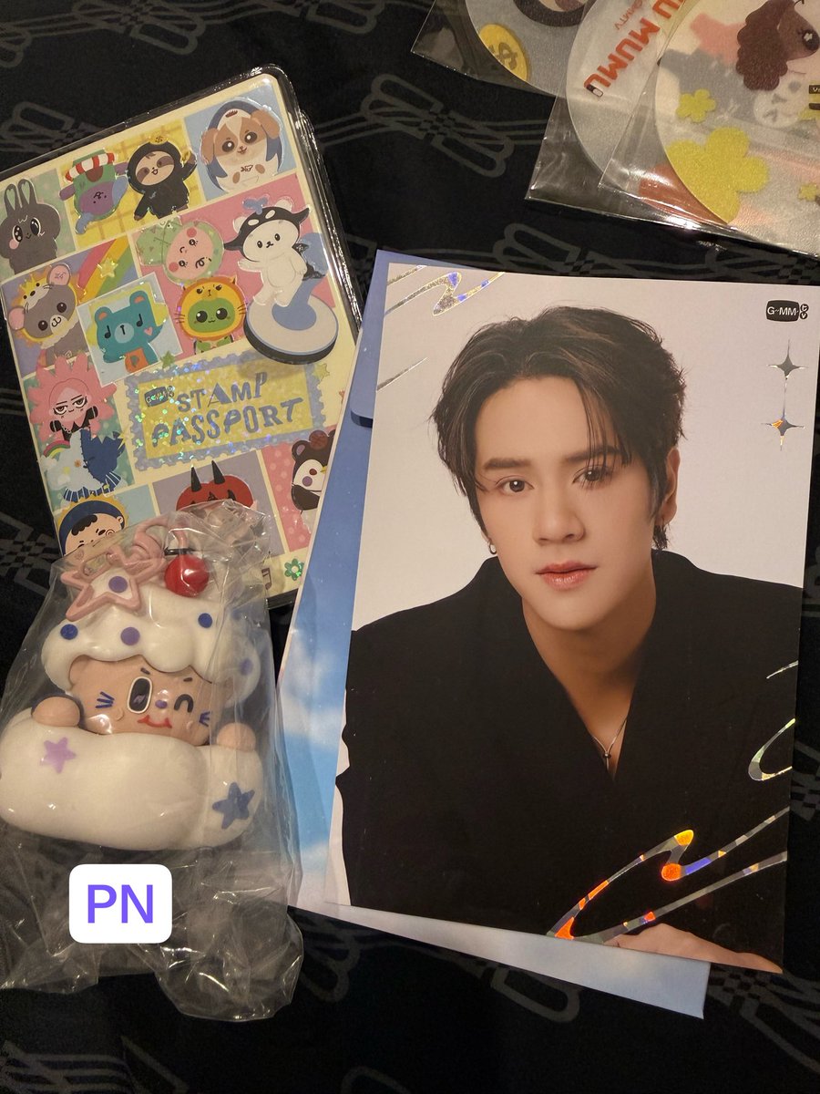 pianomaew's tweet photo. มีใครรับกล่องจุ่มหลานไปดูแลไหมคะ
400THB
แถมฟรีการ์ด #NANON #นนน

#NILKNHAKE  #นิลค์เนค 
#GMMTVFANIVAL2026HappyFamily 
#ตลาดนัดgmmtv https://t.co/x9iDbBDnFt
