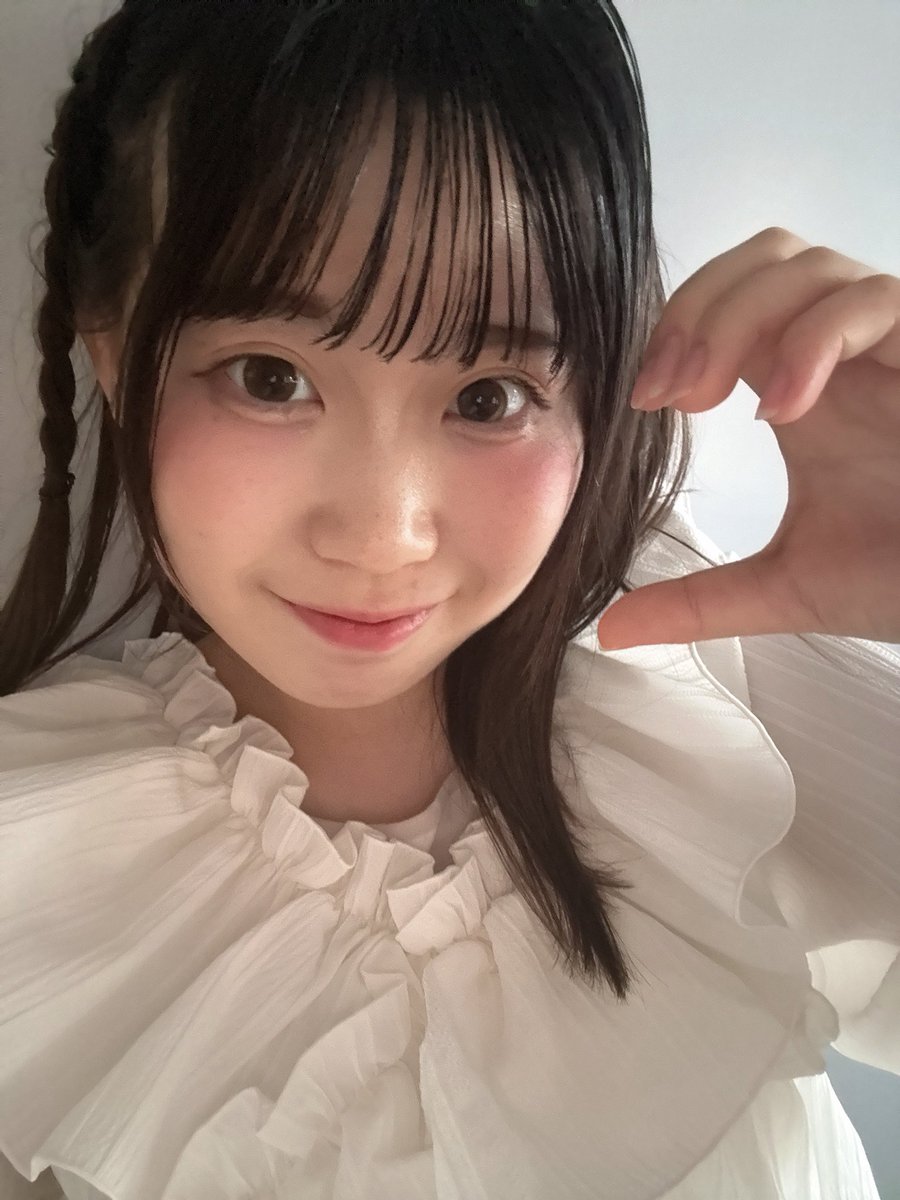 Yunavybe's tweet photo. おはよー✨
今日もお昼ご飯と一緒にゆなポチ報告してくれたら嬉しいな🎶
⬇️から投票できるよ！
https://t.co/VFDC2c1uUx https://t.co/S57MPaJPzf