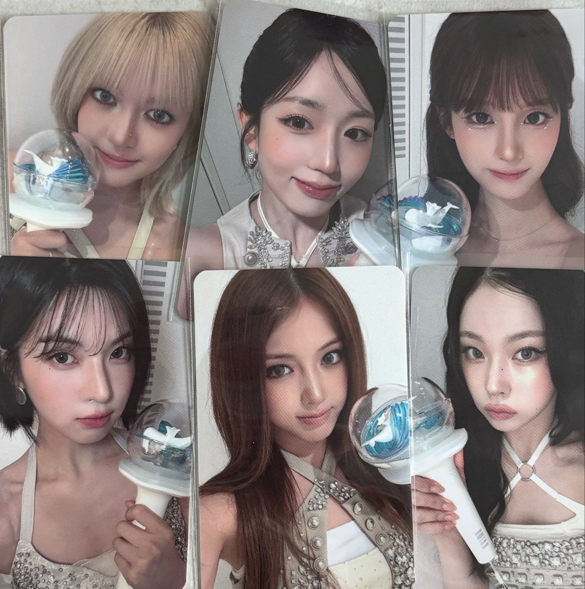 ByoJagi52's tweet photo. 믹스틱 포카 멤버들 다 너무 예쁨 https://t.co/tAdaPKouJY
