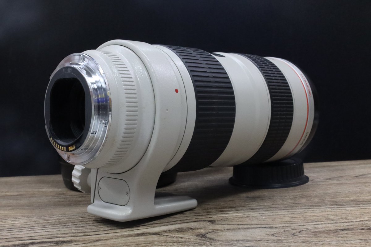 Hardoffcamera's tweet photo. EF 70-200ｍｍ 1:2.8 L ULTRASONICがジャンク商品で入荷しました！
前玉後玉にカ��があります。
4枚目がこのレンズでの撮影した画像になります。
全体的に白くなっています
ご興味ある方是非ご来店ください。
#ハードオフ八王子大和田
#ハードオフ https://t.co/lpjEI9LwPa