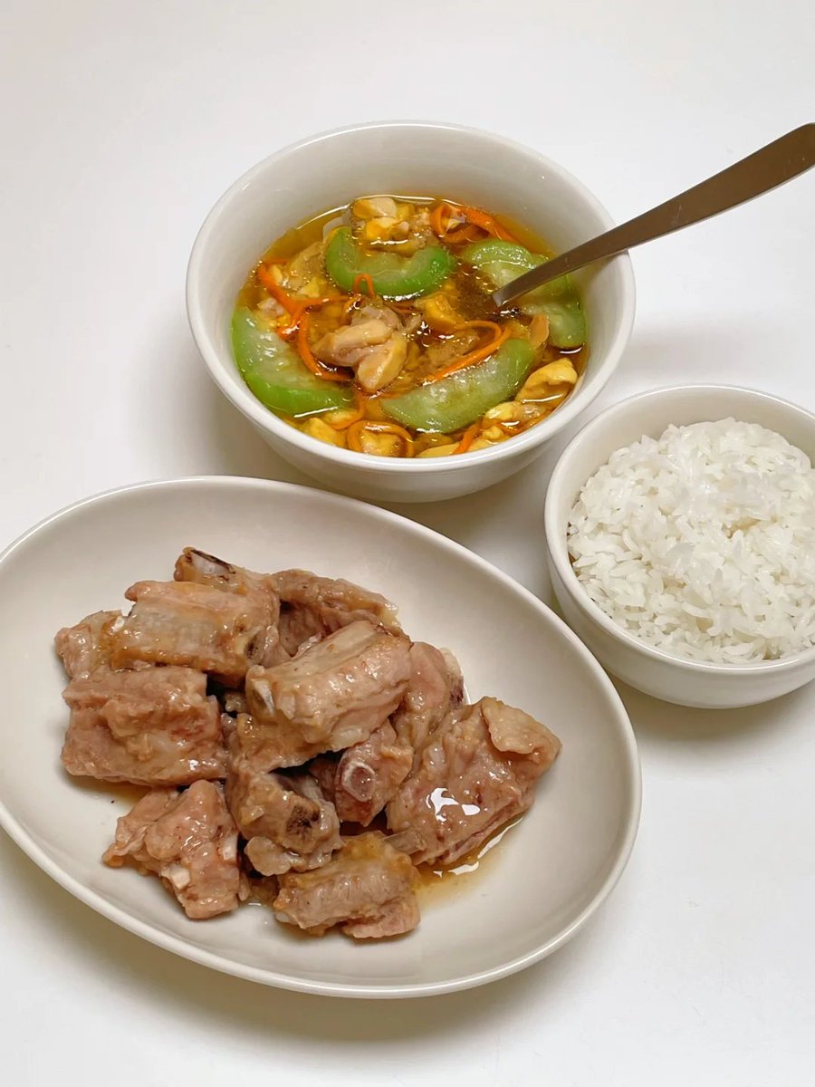 Grace686l's tweet photo. For a simple, light dinner, high-quality fats and proteins are essential; steaming offers a way to enjoy a meal that is both light and healthy https://t.co/AJM3P6V9pJ
