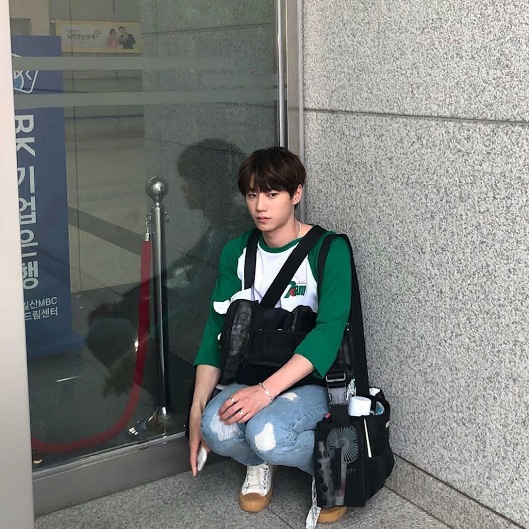 rangg55555's tweet photo. 젤 좋아하는 즍엉사진 이거 ^///^
남자아이같고, 까시여서. ..... https://t.co/92co7WPNTC