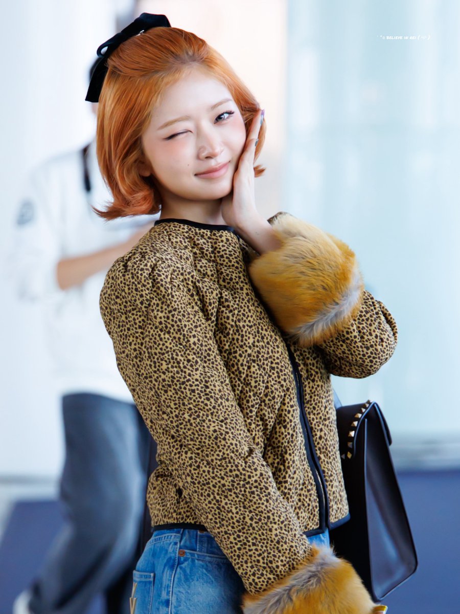 believe_in_rei's tweet photo. 261003 #IVE #REI #아이브 #레이 #レイ https://t.co/NgT7mWE7sH