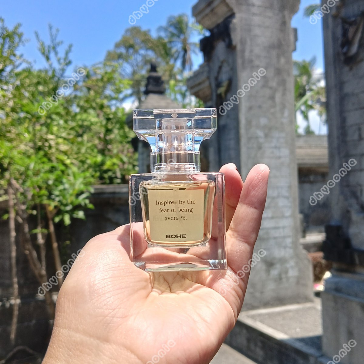dhyeonie's tweet photo. the most enchanting white floral perfume💐🤍

aku udah nyoba 10+ parfum white floral di range harga 50k-300k dan belum ada yg bisa ngelahin enaknya parfum inii🫶🏻🥹 https://t.co/8UiqH6lr83