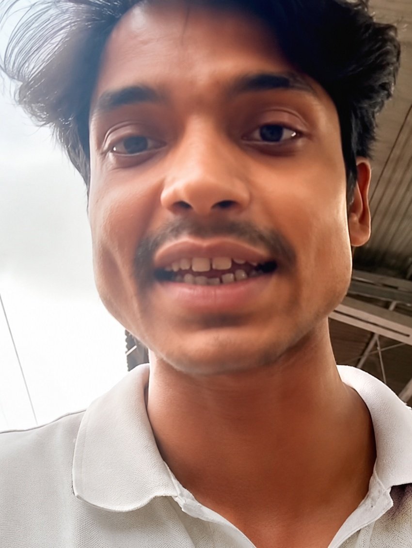 Lakshmi_D_N's tweet photo. A boy said he went to Kalyan railway station in Maharashtra to drop his family off for their train. The train was originally scheduled to leave at 12 noon, but later they were told it would arrive at 2 PM.

He had bought a platform ticket and waited with his family. However, the train kept getting delayed. Around 5 PM, when he was helping his family board the train and was about to leave, a TTE stopped him and asked for his platform ticket.

He showed the ticket, but the TTE told him that a platform ticket is valid only for 2 hours. Since more than 2 hours had passed, he was fined ₹500.

The boy then raised a simple question: if the train was delayed for several hours because of the railway, why should the passenger be held responsible for staying at the station?

He had purchased a valid platform ticket and was only there to drop his family.

 If the delay was caused by the railway, shouldn’t there be some consideration for passengers and their families who are forced to wait longer?

It raises a genuine question about whether passengers should be fined when they remain at the station because of a railway delay.