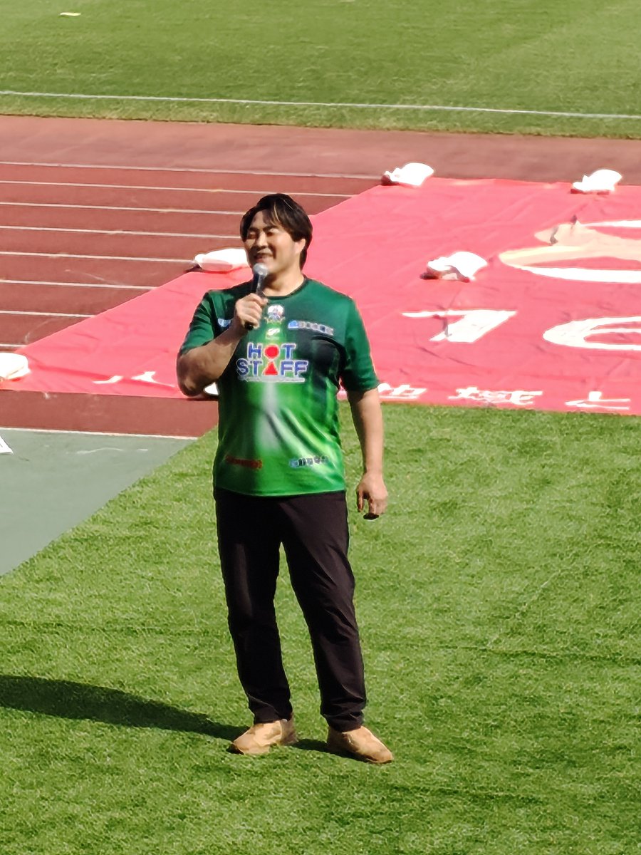 DOLLotanoKazu's tweet photo. 棚橋社長のトークショー https://t.co/nsDArD5Z9k
