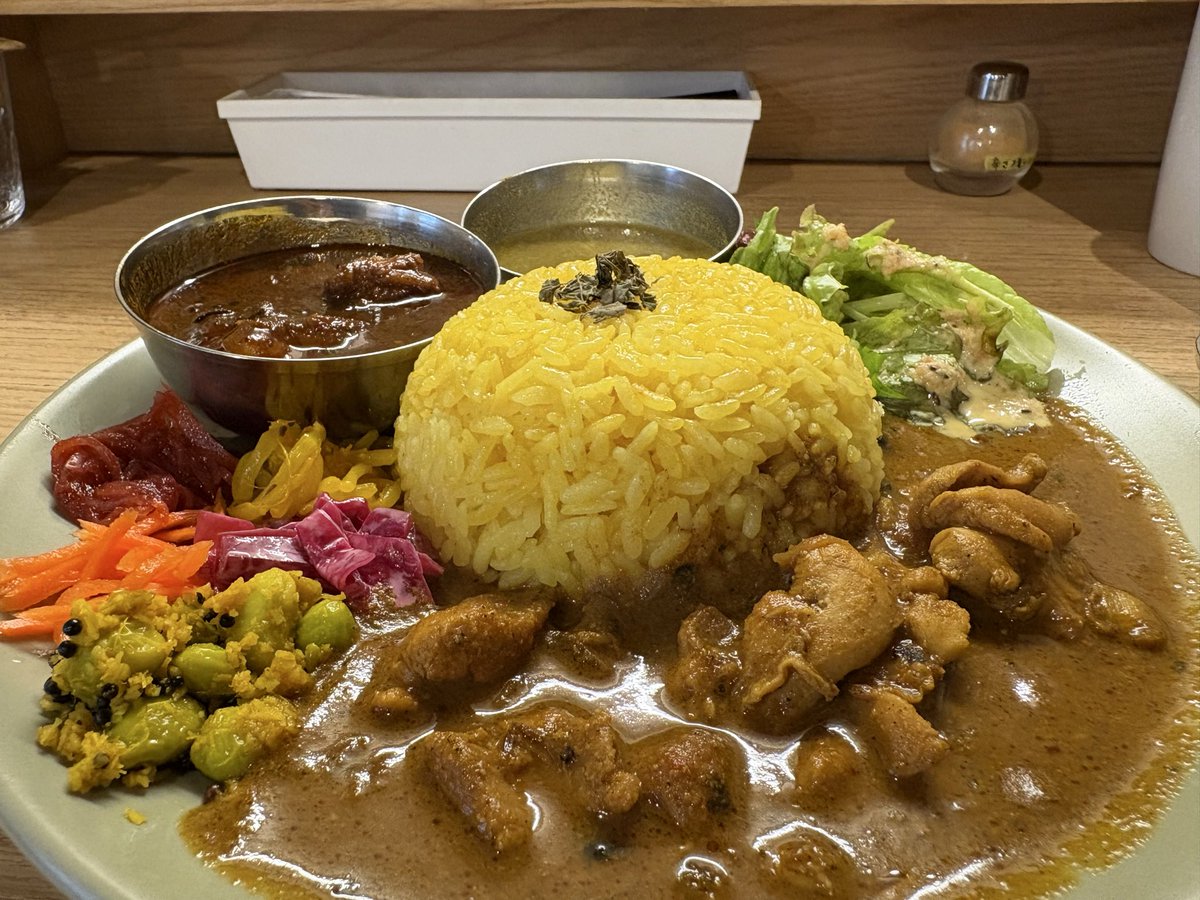 kuronori1979's tweet photo. スパイスカレーだからこそ得られる栄養がある🍛
サバ味噌トマトカレーが美味しすぎた😆サバとトマトの旨みを味噌がぐるっと包み込んだみたいな感じ😊

店舗再開おめでとうございます㊗️
#ChihiIrospicecafe #spicecurry #千葉中央 https://t.co/jsky5wGbS8