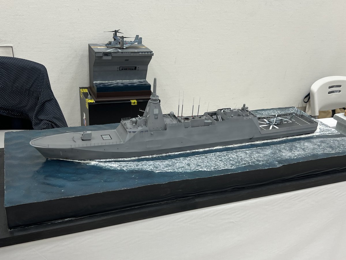 aegir_fleet1's tweet photo. #艦船模型合同展示会 にてデスモガミもとい 1/144もがみ展示しております！
中々展示機会はないと思うので是非観覧にお越しください♫ https://t.co/RDMZB47iRH