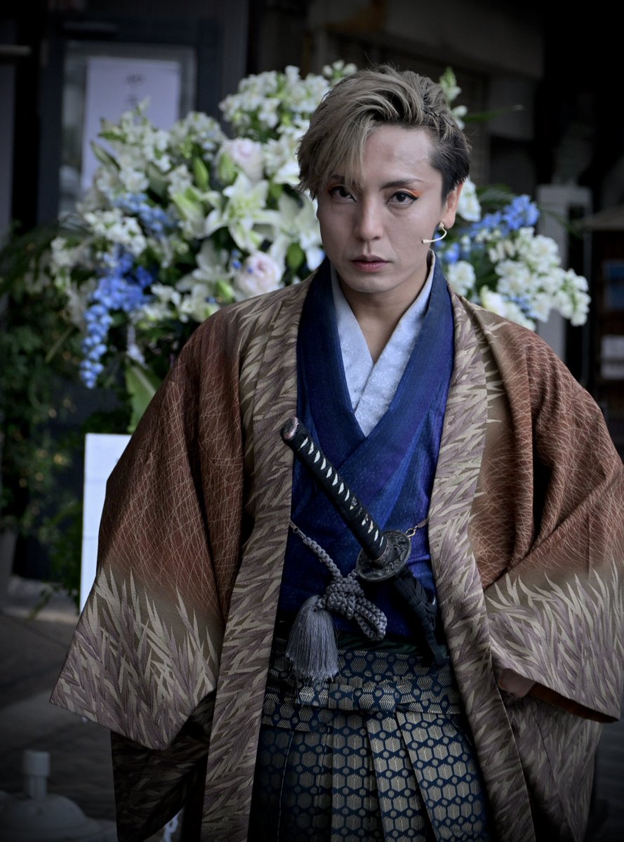 cray___flower's tweet photo. 261003 #トラザの日
🐯♩

#ナゴヤ座 https://t.co/gNE5VCnbhP