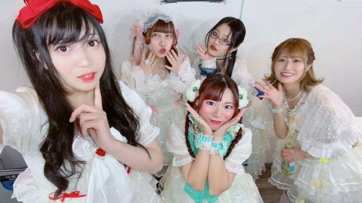 bookmark__bkm's tweet photo. 2026.10.03 SET LIST

1. Overture
2. 残響はまだ消えない　Prelude
3. 残響はまだ消えない
4. Interlude
5. さよならが僕にくれたもの　Prelude
6. さよならが僕にくれたもの
7. 世界、マイナス、私 Prelude
8. 世界、マイナス、私
9. Epilogue

b∞km@rk初の晴天日のライブでした☀️
次回は10/17 秋葉原シンフォニアさんです🌌