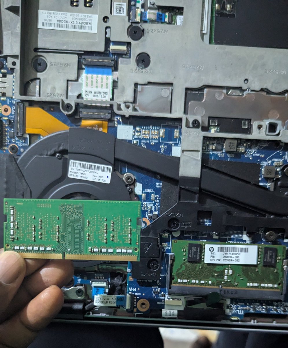 atiko_gadgets's tweet photo. RAM FAILURE
For more enquires;
DM: https://t.co/0pzIAel3Ls
CALL: 09069129836
Physical Store π : 16, Francis Oremeji Street, Off Medical Road, Ikeja, Lagos.
Landmark: UBA Bank
#Laptoprepair #RAMreplacement #batteryreplacement #BIOS #hardware
#SSD #ScreenReplacement #FullHD https://t.co/gmRcyqv8jg
