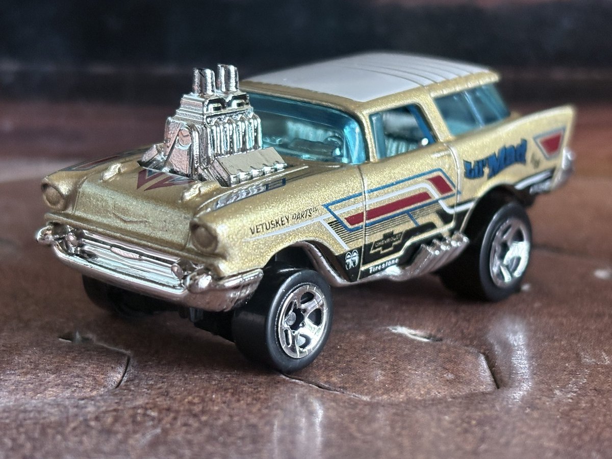 bdjskaks___899's tweet photo. Hot Wheels Basic
Wagon 9/10
2026 Mix K
2026 First Editions

’57 Nomad (Lil’ Mud) https://t.co/GHPTZ7QmS2