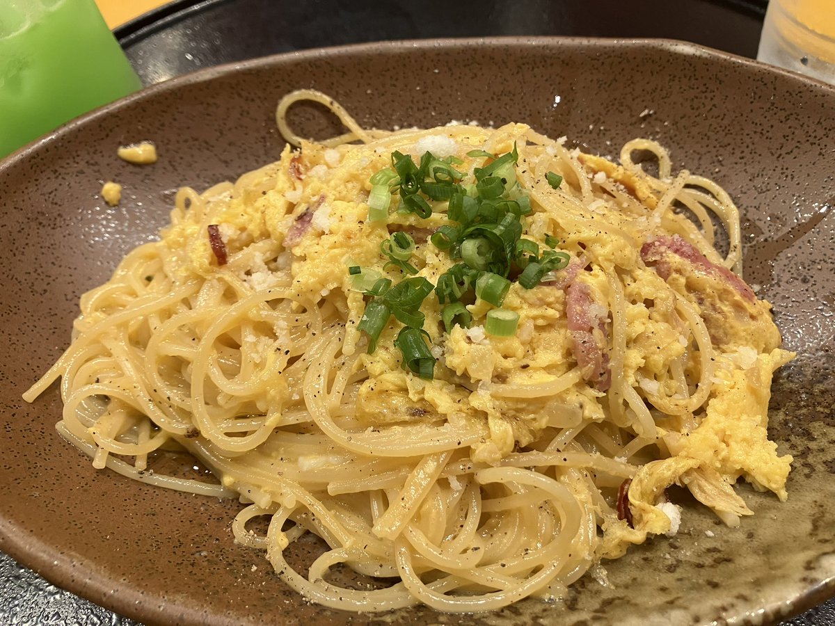 0416BLUE02's tweet photo. 上司おごりパスタ＆スイーツ https://t.co/zTkcq1GFXF
