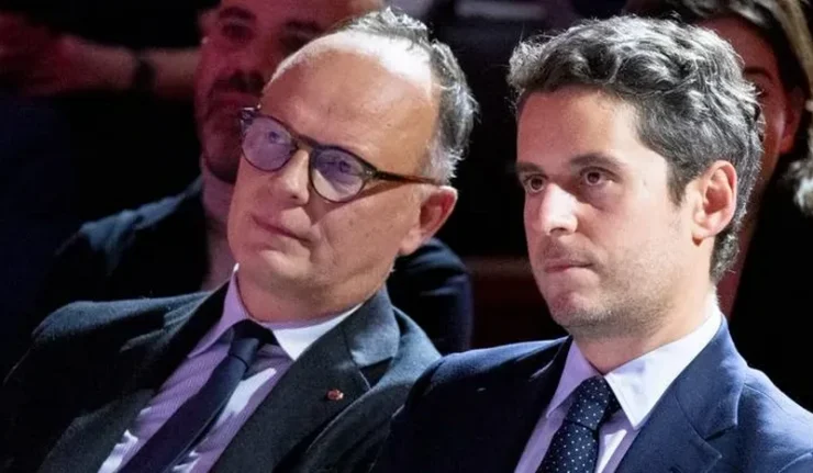 PinguoinSecours's tweet photo. Mr déficit  Édouard Philippe et Mr Bilan Fantôme
Aucune différence
Ils sont les échecs ,la dette, division de la société , république communautaire, corruptions, affaires judiciaires, népotisme, incompétences 

https://t.co/5kairlBvNh https://t.co/HelvxolJV4