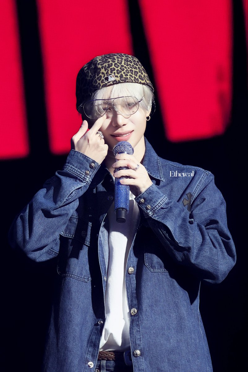 Ethereal_718's tweet photo. 2026-27 TAEMIN WORLD TOUR <LiMiNaL> in SEOUL

    🥽🤔👀

#태민 #TAEMIN #テミン #泰民
#TAEMIN_LiMiNaL https://t.co/F9GMCxG7zE