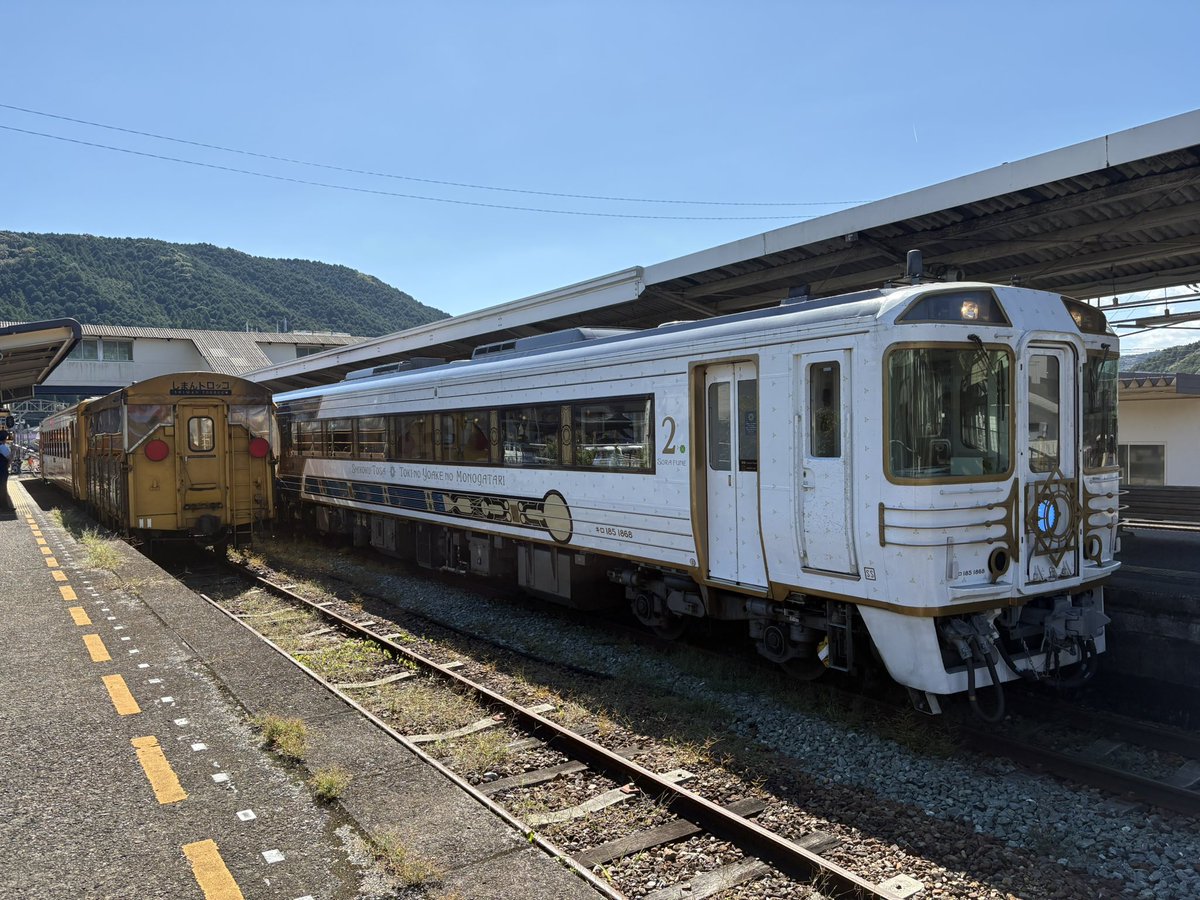 kai_yuzuki's tweet photo. 時代の夜明け見送った後、しまんトロッコへ乗車🚃 https://t.co/zAwnMEC84q