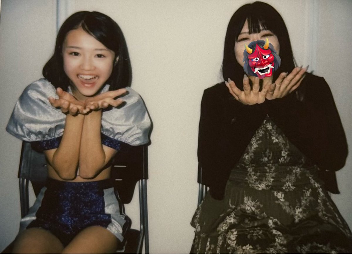 ai_hp_ai's tweet photo. 10/3 鈴木もあちゃん チェキ

シャインマスカット爆食いのもあちゃん可愛すぎて無理🥹もあちゃんのあまりの可愛さに顔とろけてヲタクの目が糸に🥹 https://t.co/sh0HyqylsM