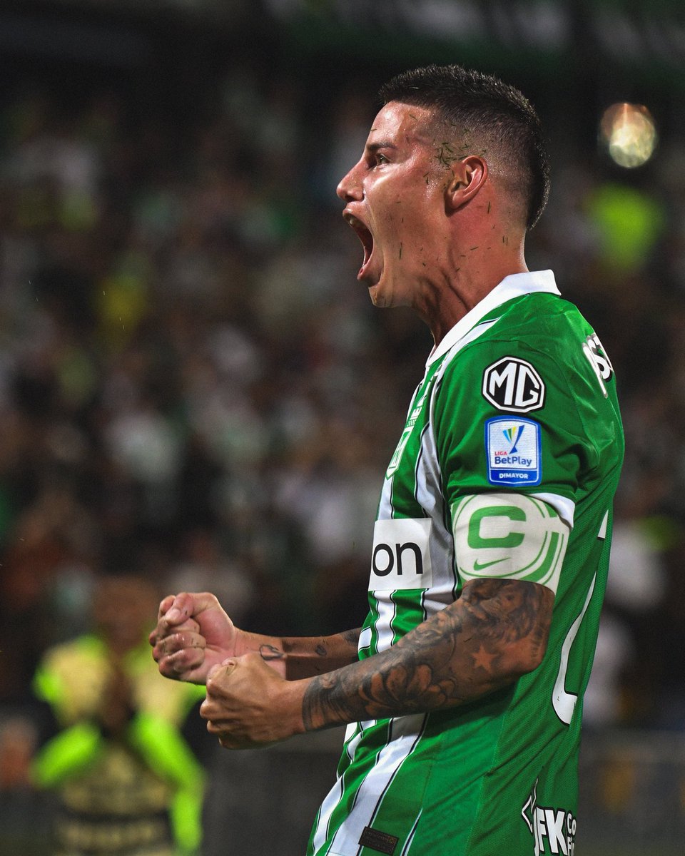 paisaverde22's tweet photo. James David Rodriguez Rubio se le ve más feliz, desde que llego aquí y solo. Concentrado en estos colores. 💚

No recuerdo a verlo visto así antes. @jamesdrodriguez https://t.co/kg75Zr1vk4