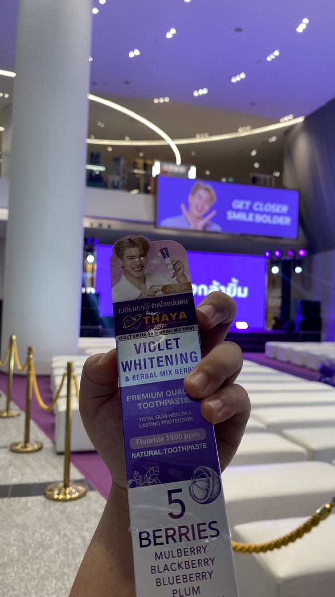 m1ntt_q's tweet photo. ขอมาเติมโฟ้ตๆ หน่อยค้าบบ 

THAYA GRAND OPENING × FOURTH

#THAYAxFOURTH
#Fourthnattawat https://t.co/R0guhby8Kh