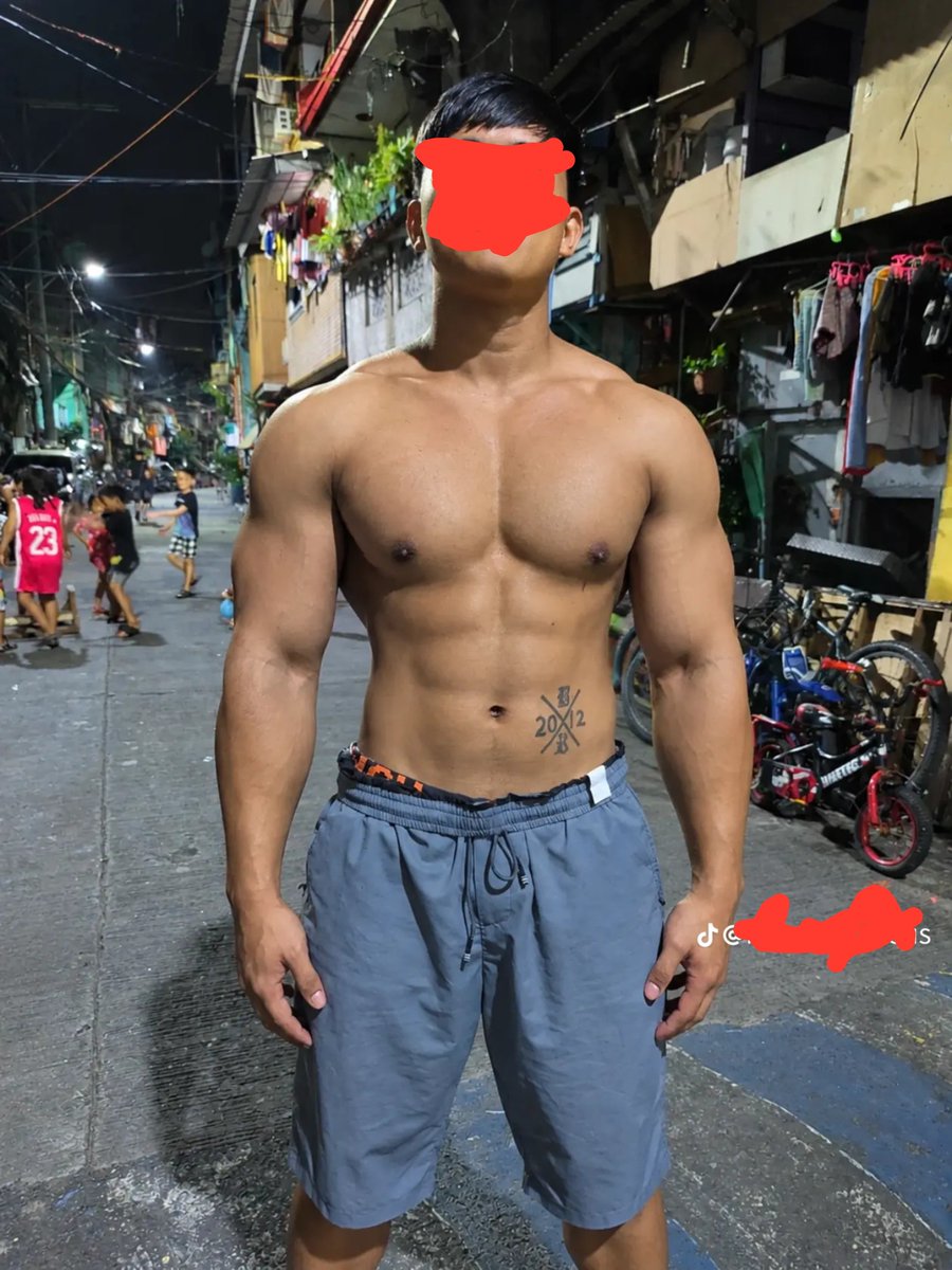 nickchupapa's tweet photo. Ganitong mga buff ang sarap kacuddle https://t.co/4hv50aP45a