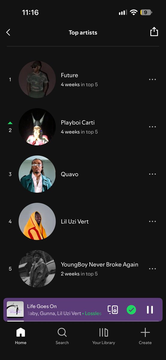 FashionCartier's tweet photo. My phone boutta Die so ima just get off cause I wanna listen to music

Bro it’s insane how Carti jumped that high https://t.co/nqcMWr8ubW