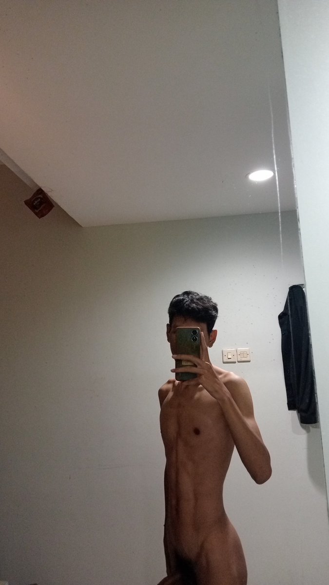 dvnsmth_'s tweet photo. Biar ga dikata faker, bang aku masih doyan memek ☝🏻🫰 https://t.co/2F92fCAAZ9