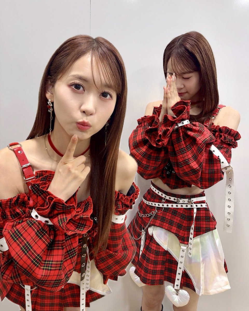 iris_official_'s tweet photo. ／　🐿️
#i_Risぴあアリーナ対よろ
リリイベ
チェキポーズ発表！
＼　✨

本日は13周年ライブ
🖤黒×メンバーカラー衣装🌈
　プラス動物耳😺

▼1枚目
🥊TITLE MATCHポーズ
※胸元に両手の拳を構える👊👊

▼2〜3枚目
メンバー限定ポーズ
💚ぷい！

🩵SERIKO is No.1
※せりこが前方　貴方が拝む🙏

#i_Ris
🌈#i_Ris14周年横アリ まで31日🌈