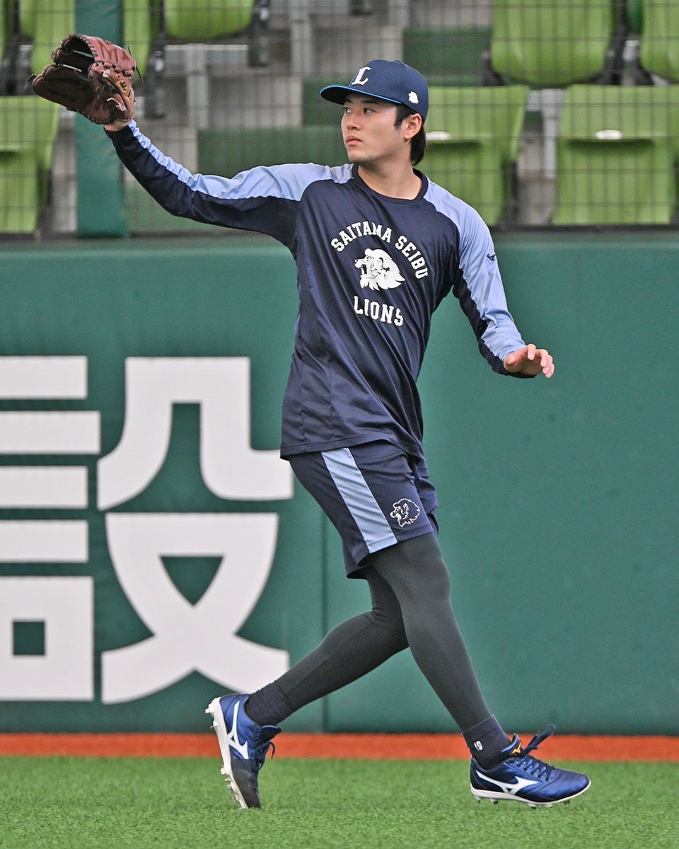 lions_official's tweet photo. #小島大河 選手
#佐藤隼輔 投手
#滝澤夏央 選手
#豆田泰志 投手
 
#seibulions #打破 #圧倒的至近距離 #最後まで喰らいつけ https://t.co/yc1YwhBhHT