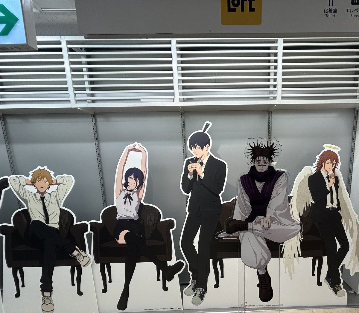 nankashittori_'s tweet photo. 血の悪魔と間違われて気まずそう… https://t.co/d02cbhiLqu