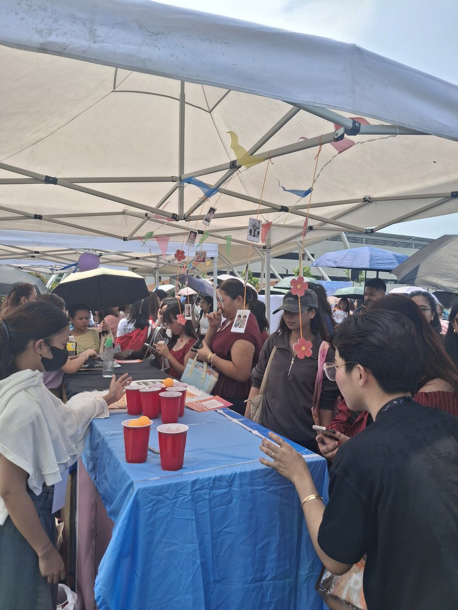 en_updatesph's tweet photo. HAPPENING NOW: ENDLESS LOVE WITH ENHYPEN < ENGENE ZONE > π§‘
3/3
#ENDLESS_EngeneZone #TEAMEUPH
#DunkinPH_ENDLESS #ENDLESSFunMeet #ENHYPEN https://t.co/0lMLqwDmVL