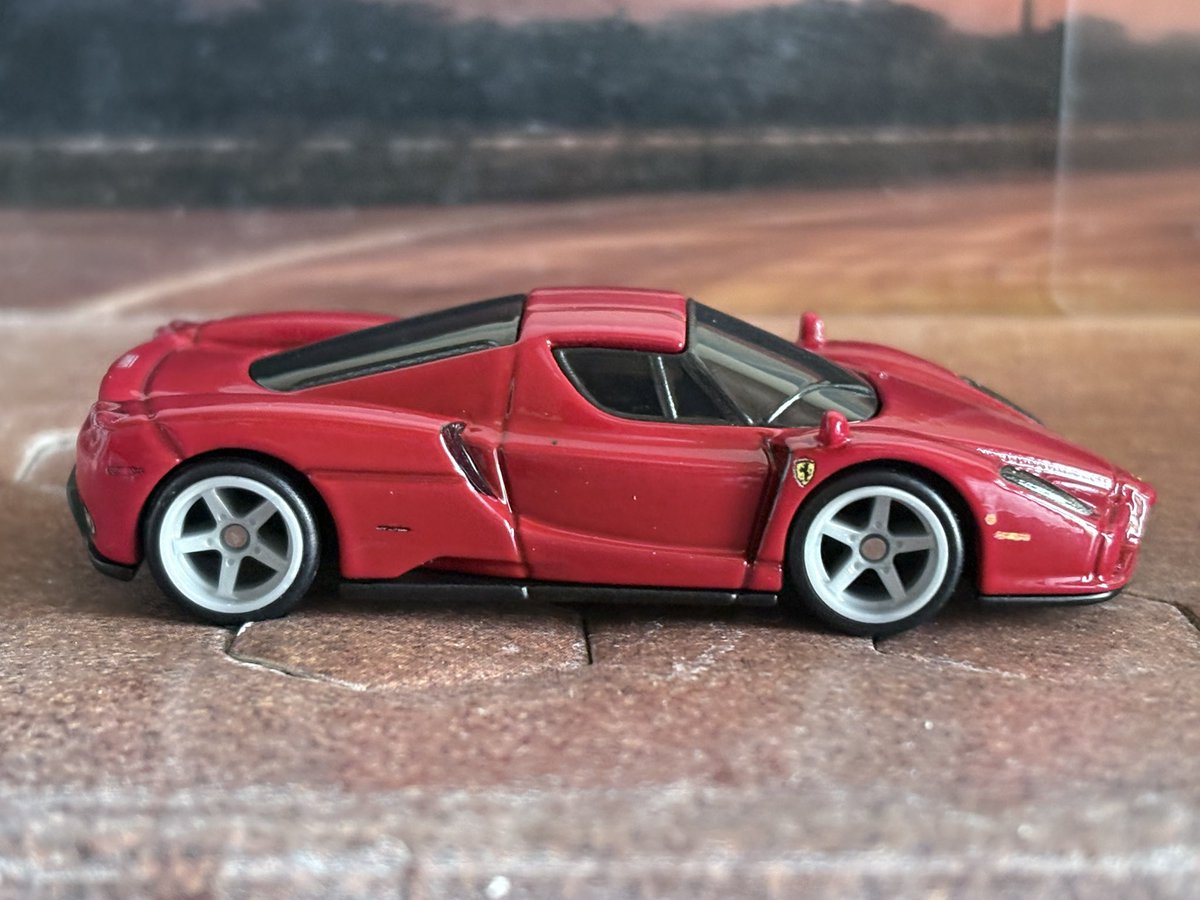 bdjskaks___899's tweet photo. Hot Wheels Premium Real Riders
Boulevard 1/5
2026 First Editions

Ferrari Enzo Ferrari https://t.co/ljU2SwDge8