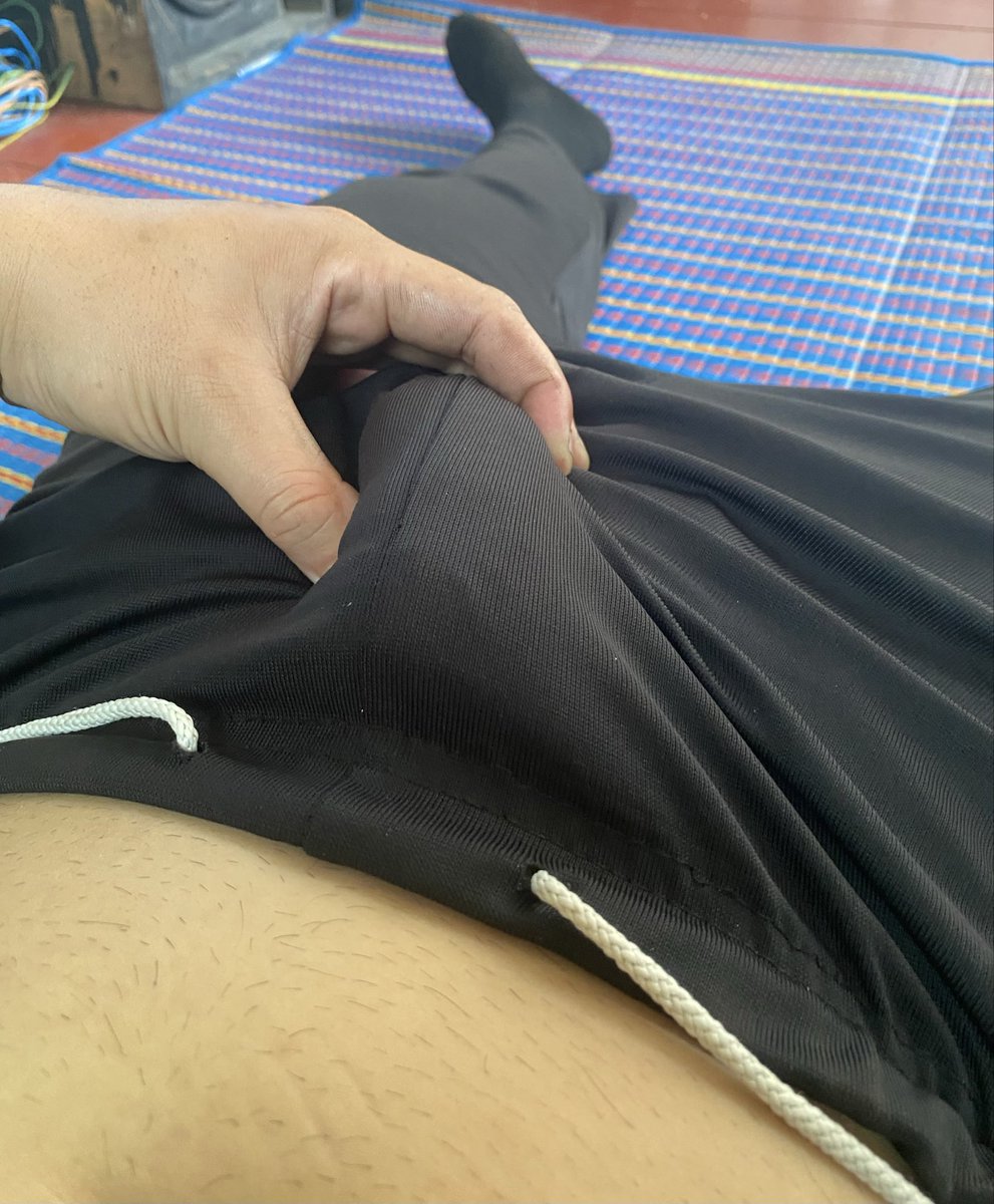 PraditsaiKrz56's tweet photo. ที่บอกว่าอยากอมอ่ะ อมเป็นหรอ🤭 #เชียงราย https://t.co/wh2qV1wbCN