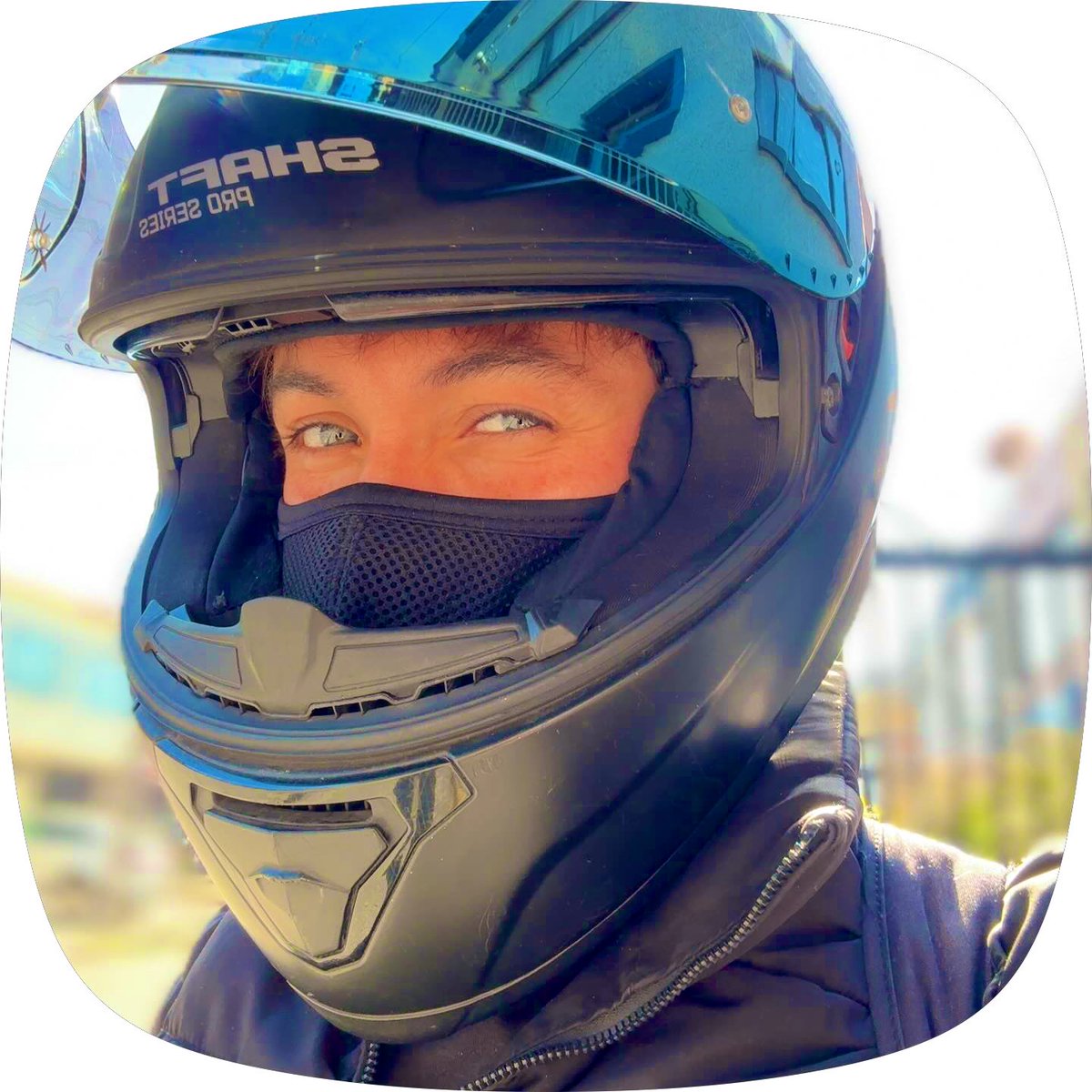 felipe_co_98's tweet photo. Hahaa el sol de estos días 🥵 https://t.co/bD8xizQ9i0