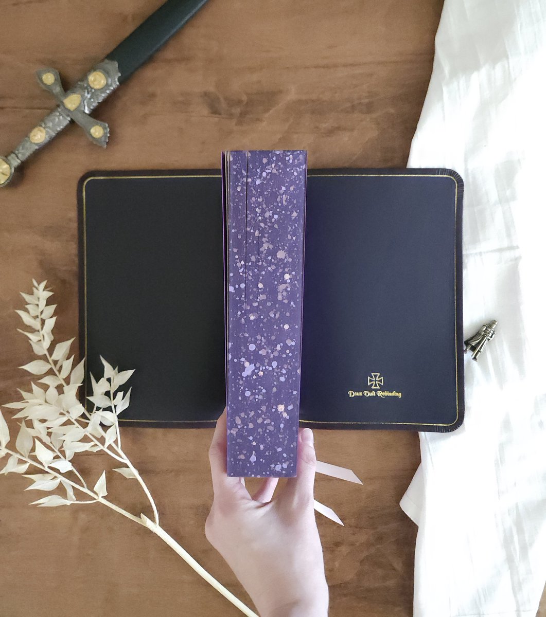 Deusvultrebinds's tweet photo. 🚨For Sale - The Chronicles of Narnia Deluxe Edition: 7 Books Collection in Badalassi Carlo Pueblo Violet 🐄
Nappa Lamb Purple Liner 🐑

https://t.co/4OmtZfTeWk

#bible #Narnia #rebind #ChristianLiving #deusvult https://t.co/yxN1MkZ2GD