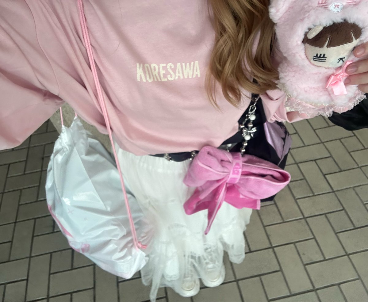mmm_reco's tweet photo. なやんだけどロンT着た🙂‍↕️🙂‍↕️かわいい！ https://t.co/0ebS0VfS5V