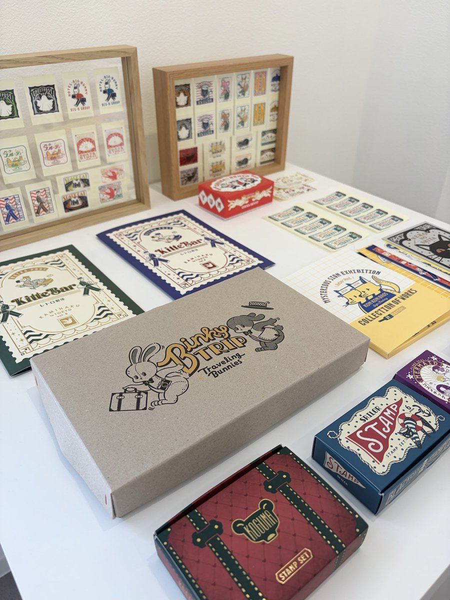 murata_kimpaku's tweet photo. HAKUOSHI JOURNAL
― 展示会＆POP-UP STORE ―
本日２日目✌🏻✨

販売アイテムを1,000円以上お買い上げの方へ、オビワンさんデザインの箔版を使った無料箔押し体験もご案内しております💁🏻‍♀️✨

#HAKUOSHIJOURNAL #村田金箔 #OB1TOY #HAKUTION #箔押し https://t.co/oyTTV8YfoB