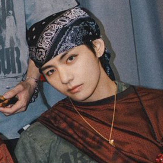 taegierv's tweet photo. baby boy                            honeybee https://t.co/OU0dubHkdJ
