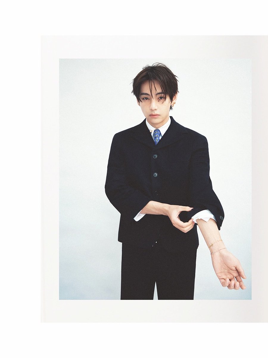 taeguide's tweet photo. [INFO] Taehyung IG update 

“Celine Ete show 2027” https://t.co/rc51LL1nD5