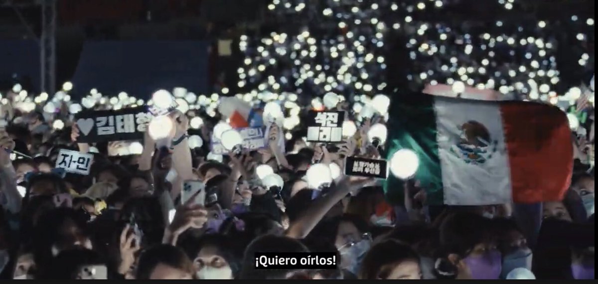 jkmysun7's tweet photo. Desde el documental de Netflix la bandera de Mexico los anda persiguiendo https://t.co/AfTL8M1Ajz