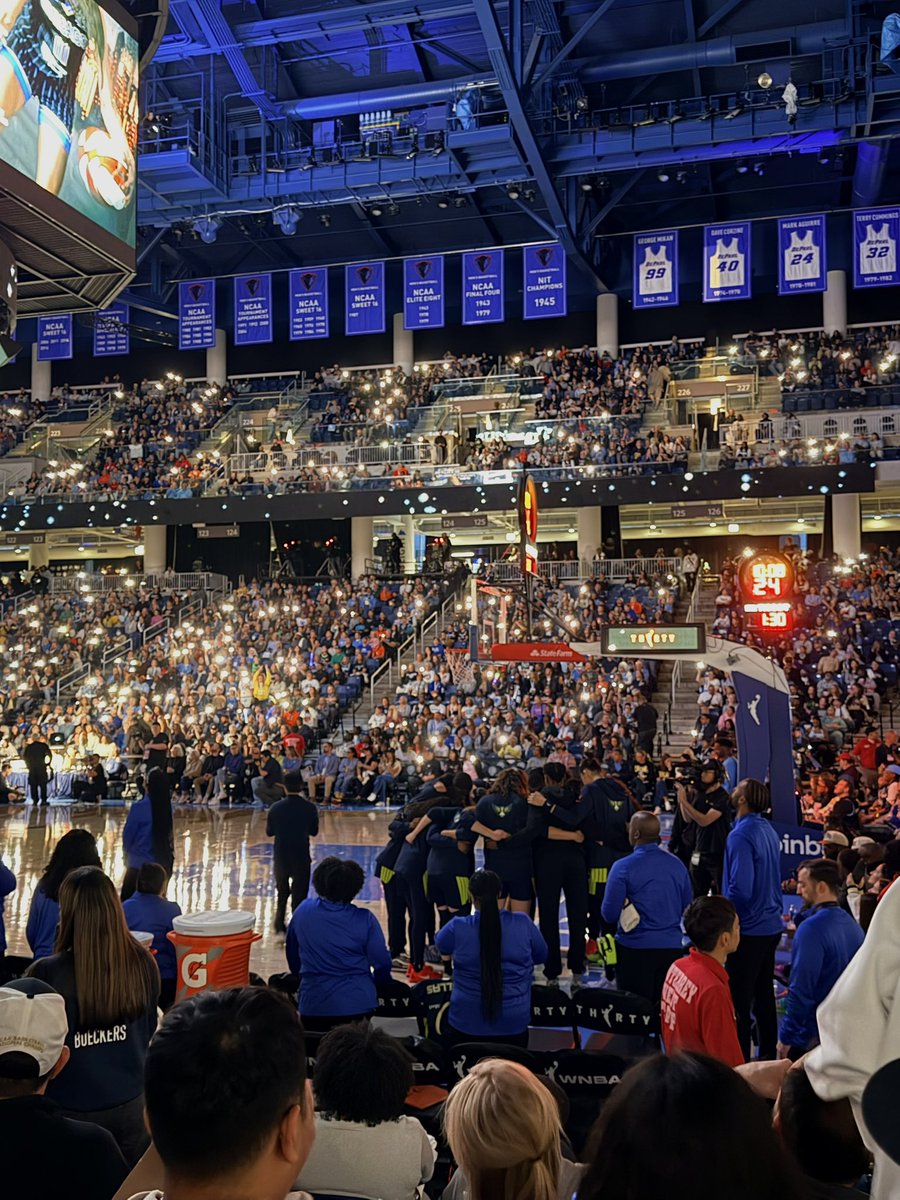 AzzisDallasWing's tweet photo. FOREVER SO SO PROUD OF THE 2026 DALLAS WINGS 🥂👏🏻🍾🥹

just a team of history makers with one of the most solid backcourts, a year 2 player already establishing herself as a legend & generational talent, & a genuine family who just loved being on the court with one another. so believe in their potential, growing pains are frustrating but setbacks teach lessons winning never will. this chapter of their story is just the beginning. 

“do it for the people who believe in you & always stick to who you are.” - PB5 💗

the power of friendship & young & turnt-ness forever, until next season 👋🏻👋🏻#WINGSUP 🪽🫶🏻